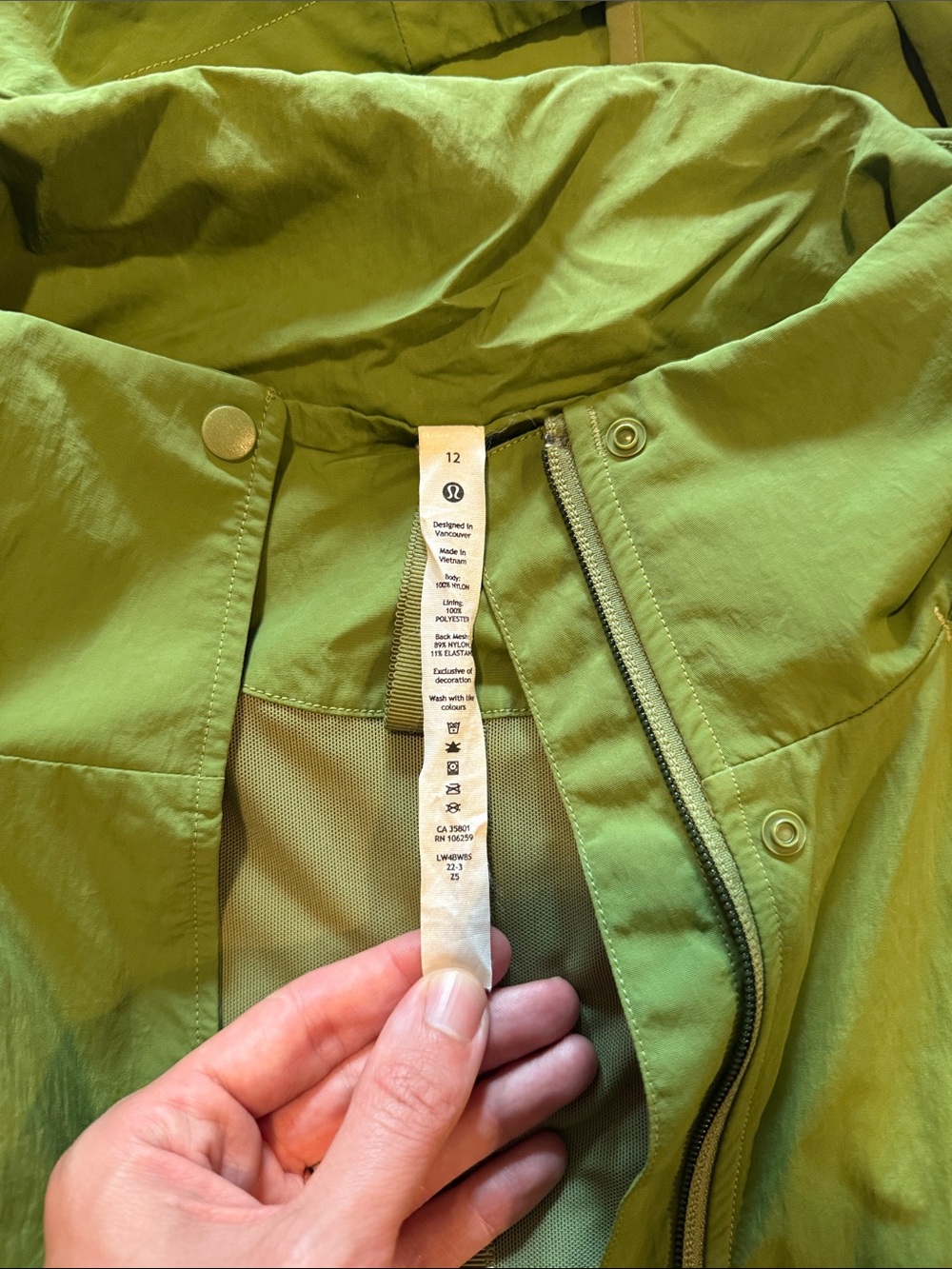 lululemon always effortless jacket - Picture 4 of 9